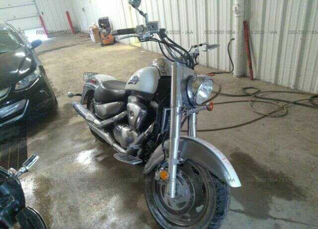 Suzuki VL1500K