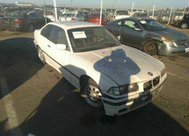 BMW 318iS