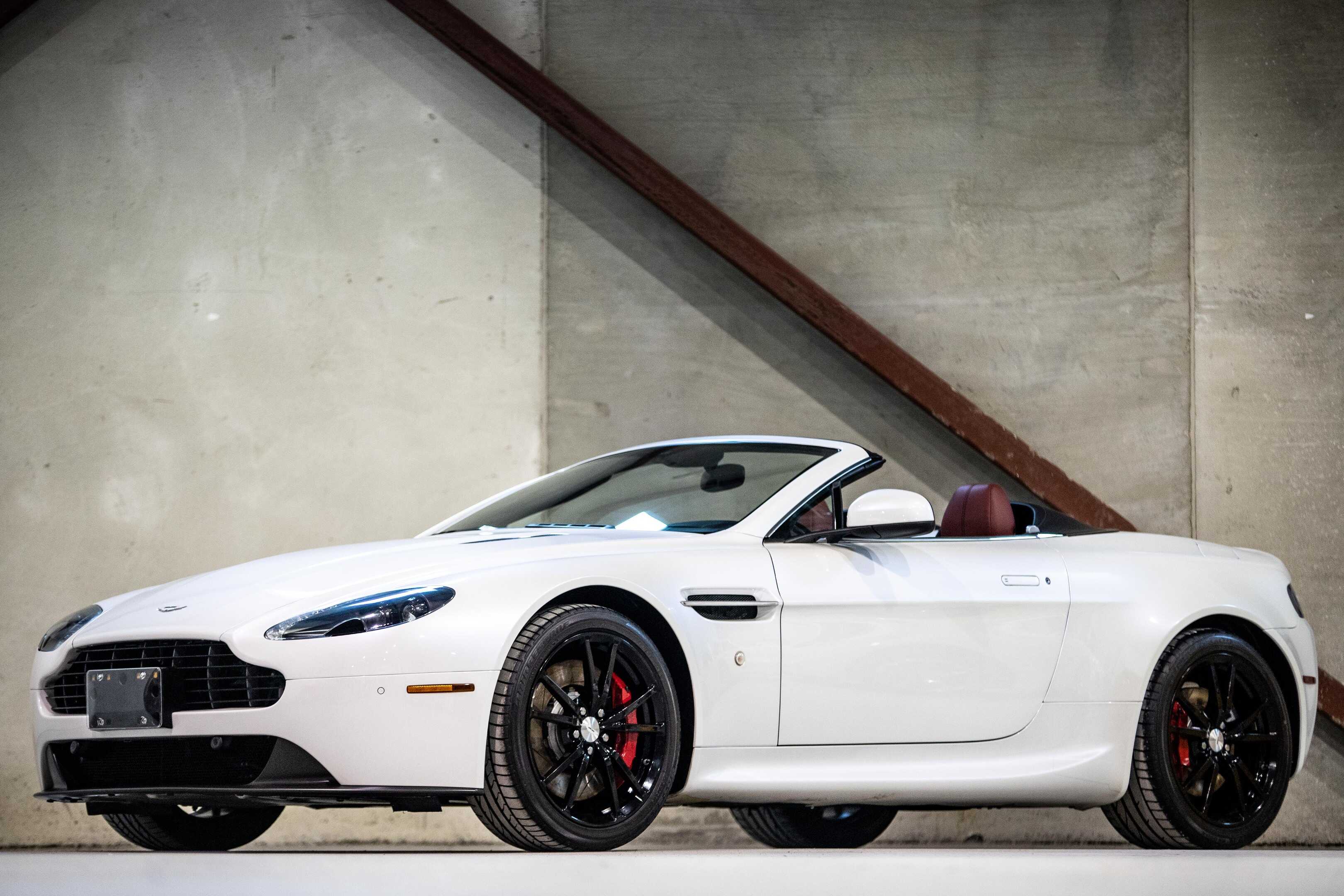 Aston Martin V8 Vantage