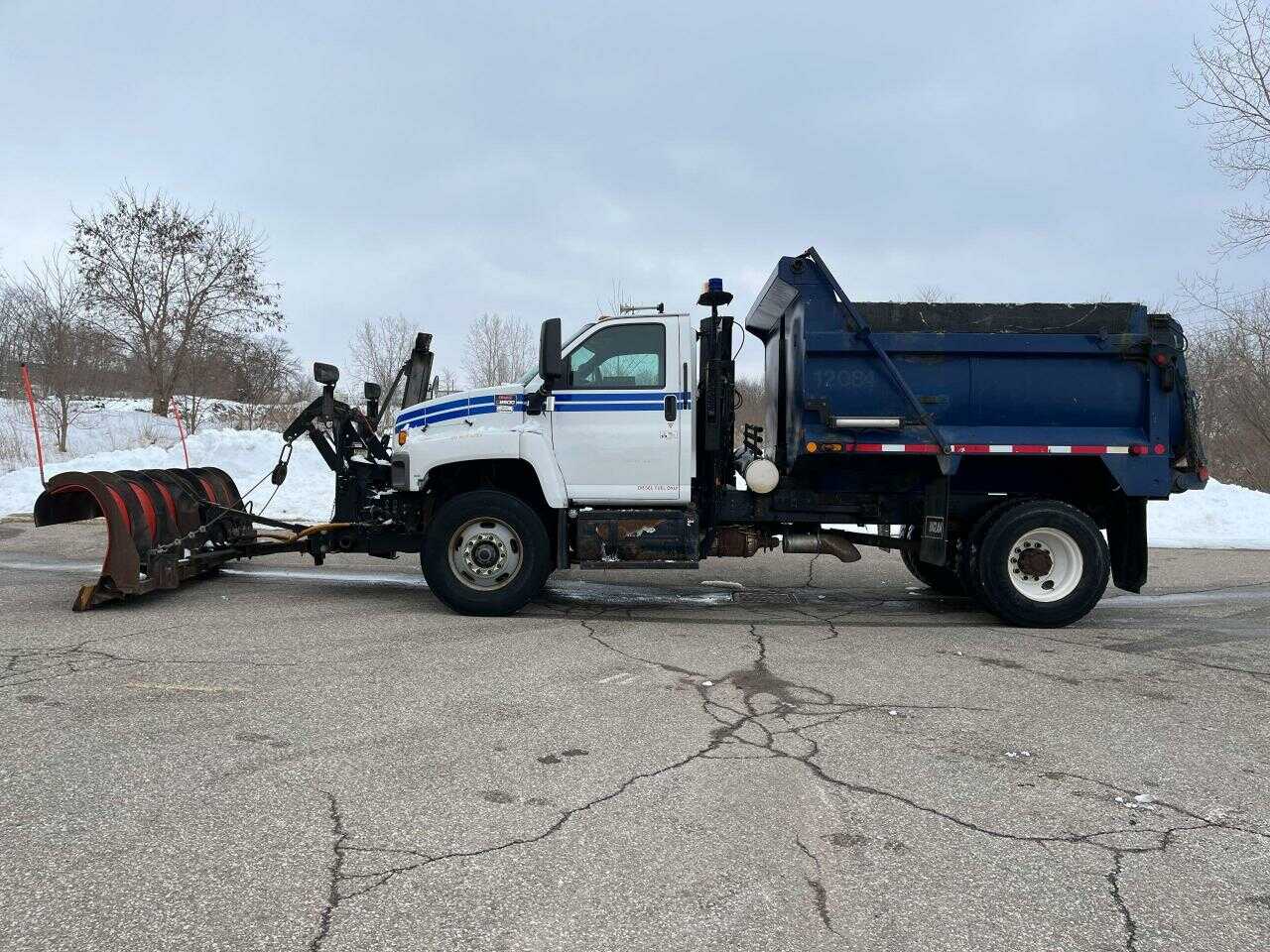 GMC C8