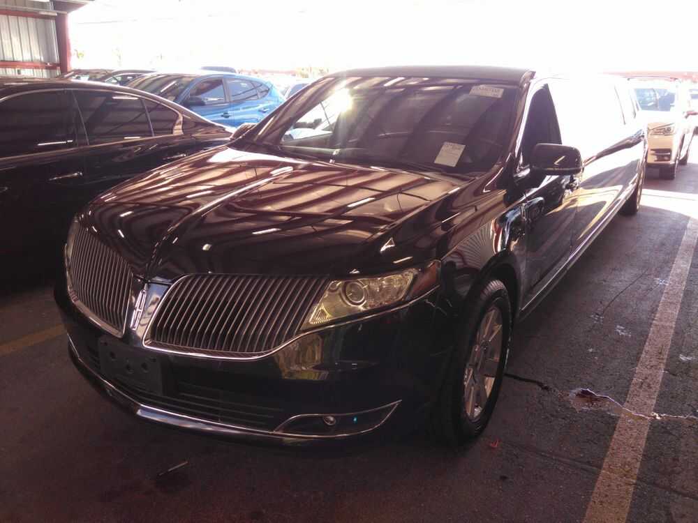 Lincoln MKT
