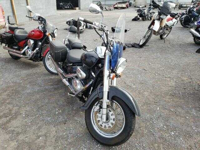 Suzuki VL800K