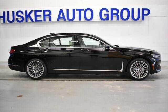 2022 BMW 750i
