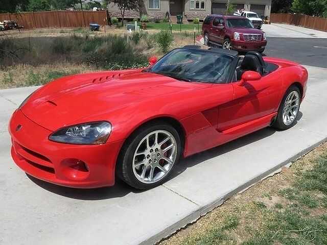 2004 DODGE Viper