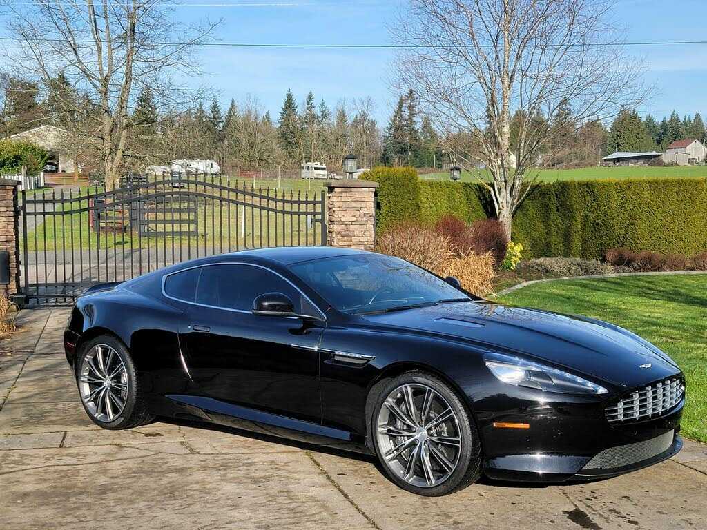 Aston Martin DB9