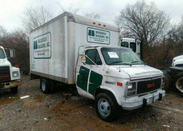 GMC Cutaway Van