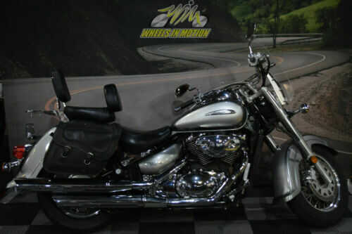 Suzuki VL800K