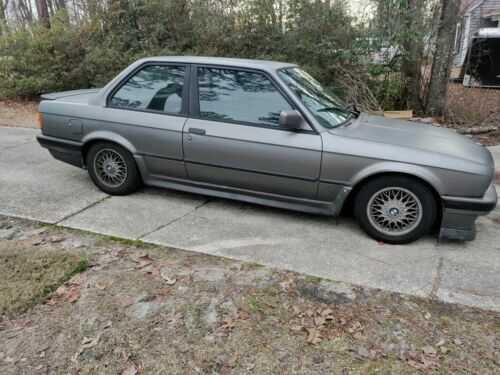 BMW 318iS