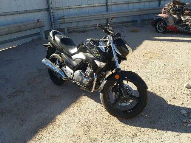 Suzuki GW250L