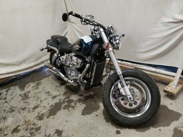 Suzuki VZ800