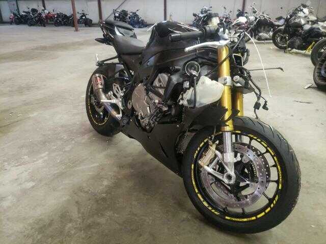 BMW S 1000 RR