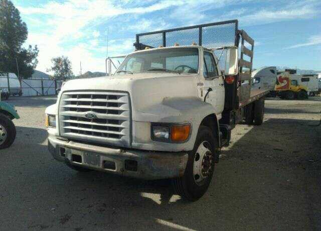 Ford F-700