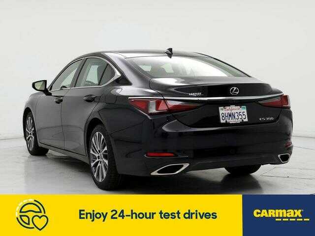 2019 Lexus ES