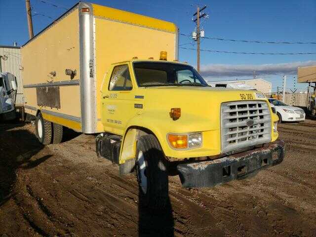 Ford F-700