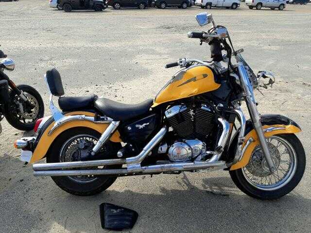 Honda VT1100C3 (SHADOW AERO)