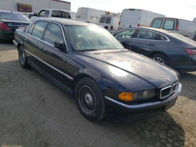 BMW 740i