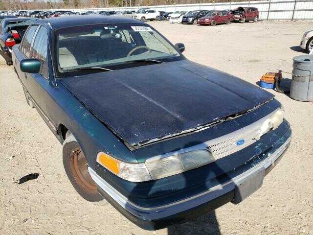Ford Crown Victoria