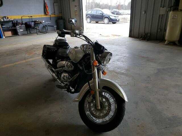 Suzuki VL800/VL800C/VL800T