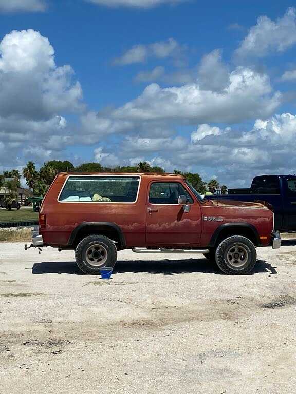 Dodge Ramcharger