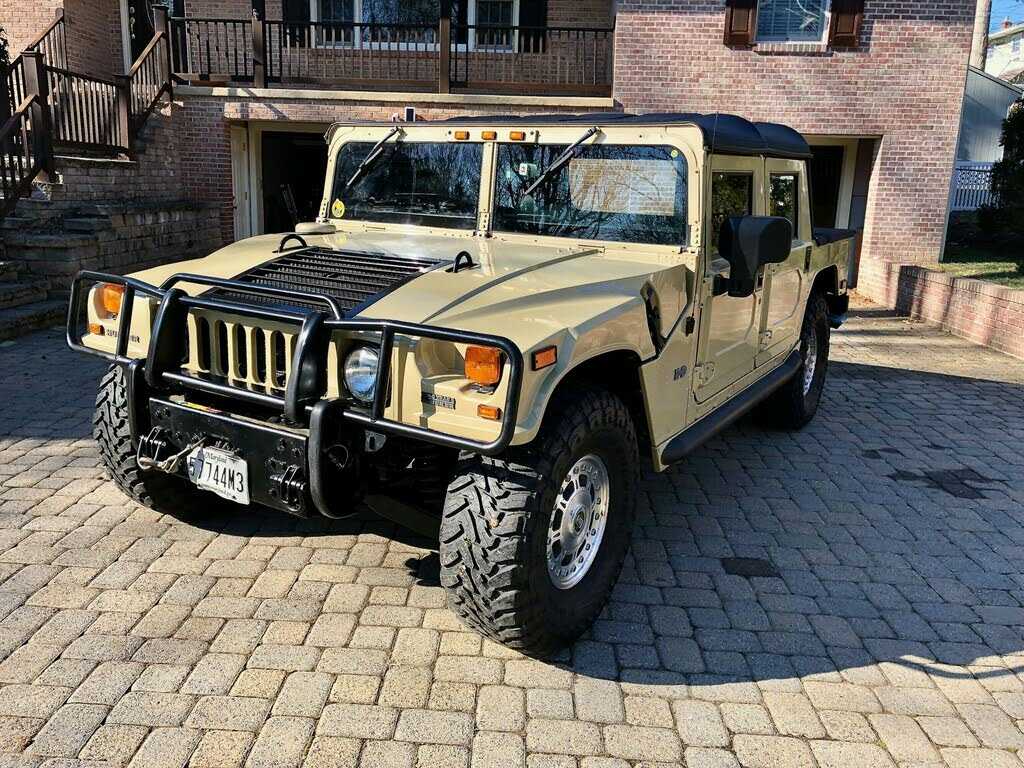 HUMMER H1