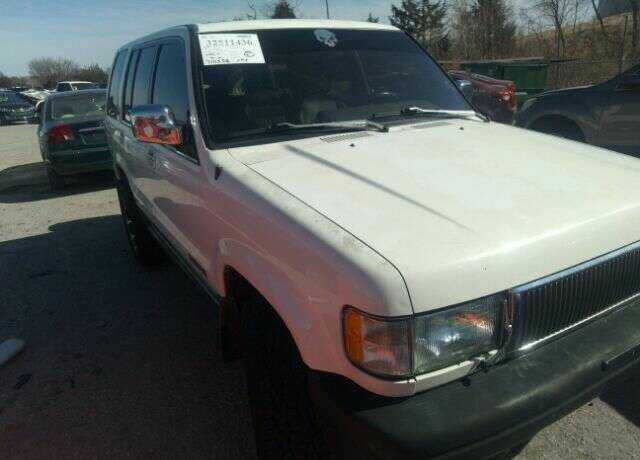 Isuzu Trooper