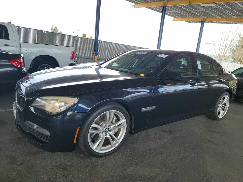 BMW 750i