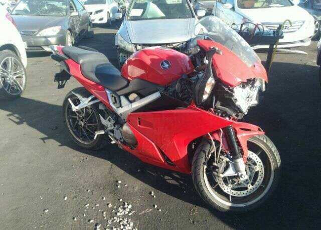Honda VFR800F (INTERCEPTOR)