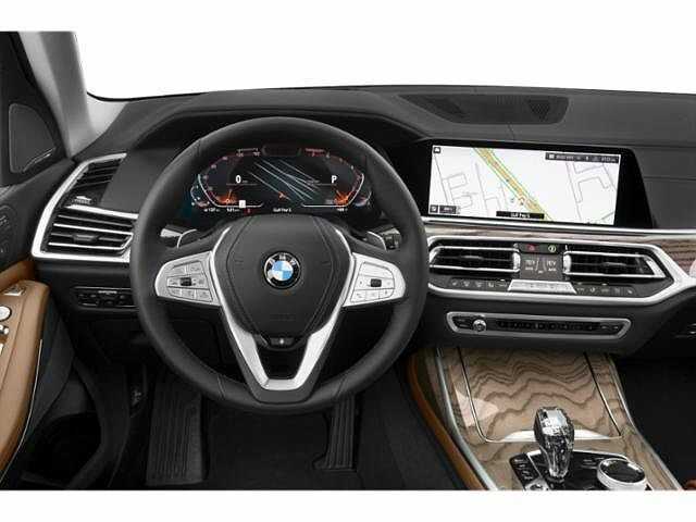 2022 BMW X7