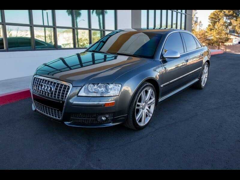 Audi S8