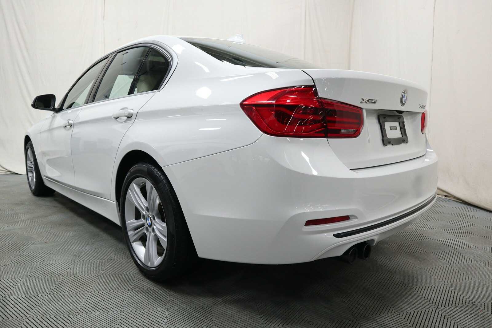 2018 BMW 330i