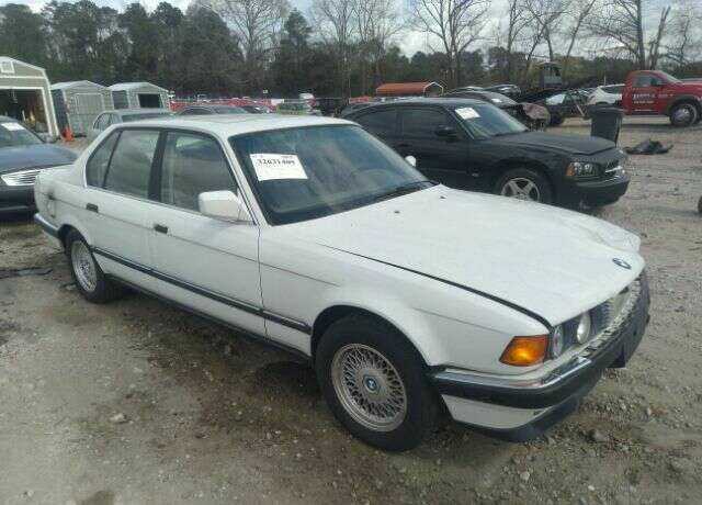 BMW 740i