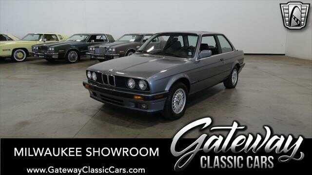 BMW 325iS