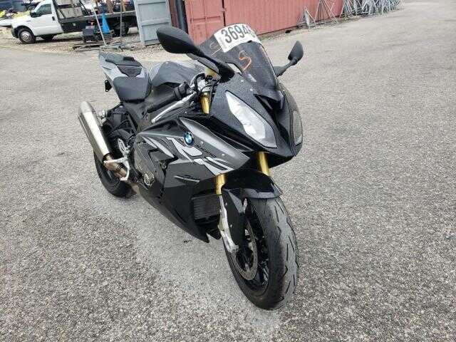 BMW S 1000 RR