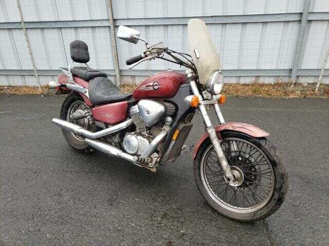 Honda VT600CD (SHADOW VLX DELUXE)