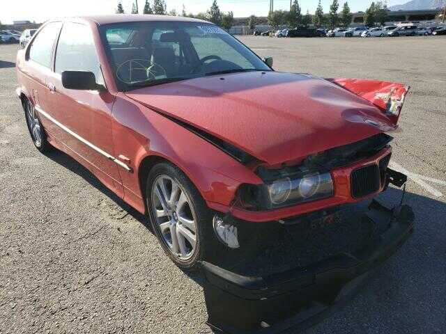 BMW 318ti