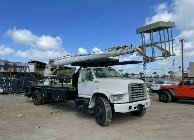 Ford F-800