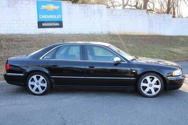 Audi S8