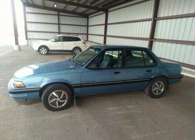 Pontiac Sunbird