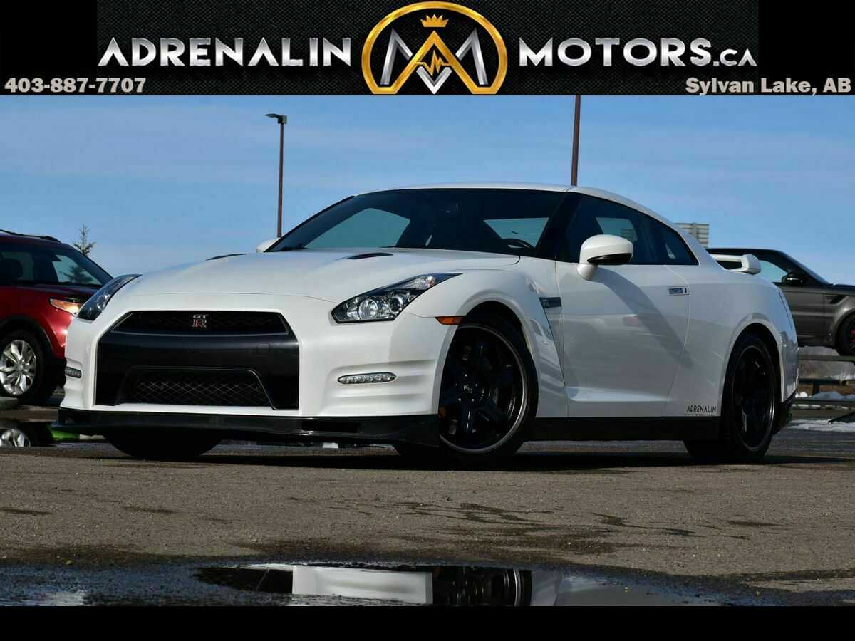 Nissan GT-R