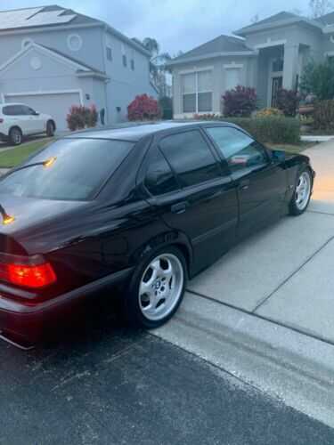 BMW 325i