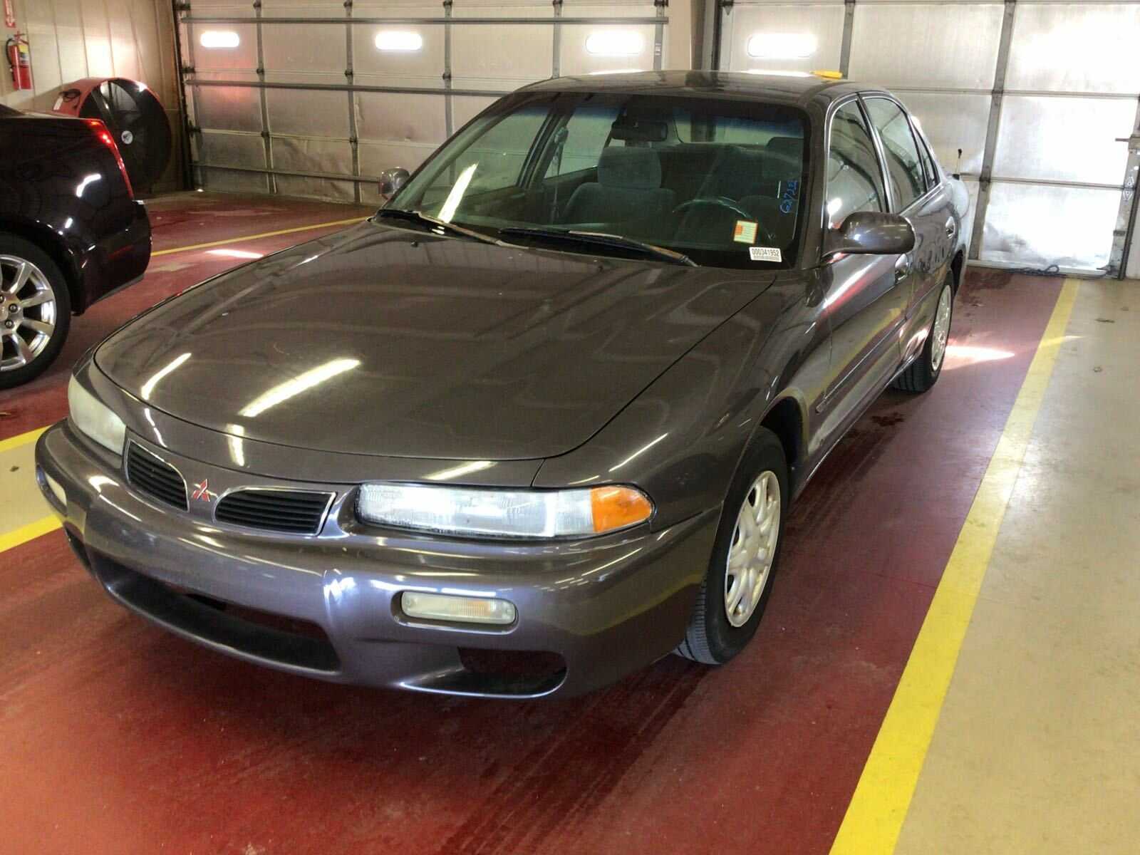 Mitsubishi Galant