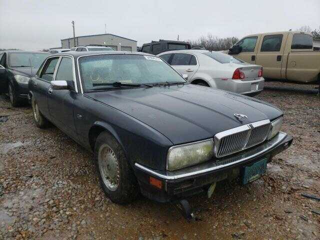 Jaguar XJ6
