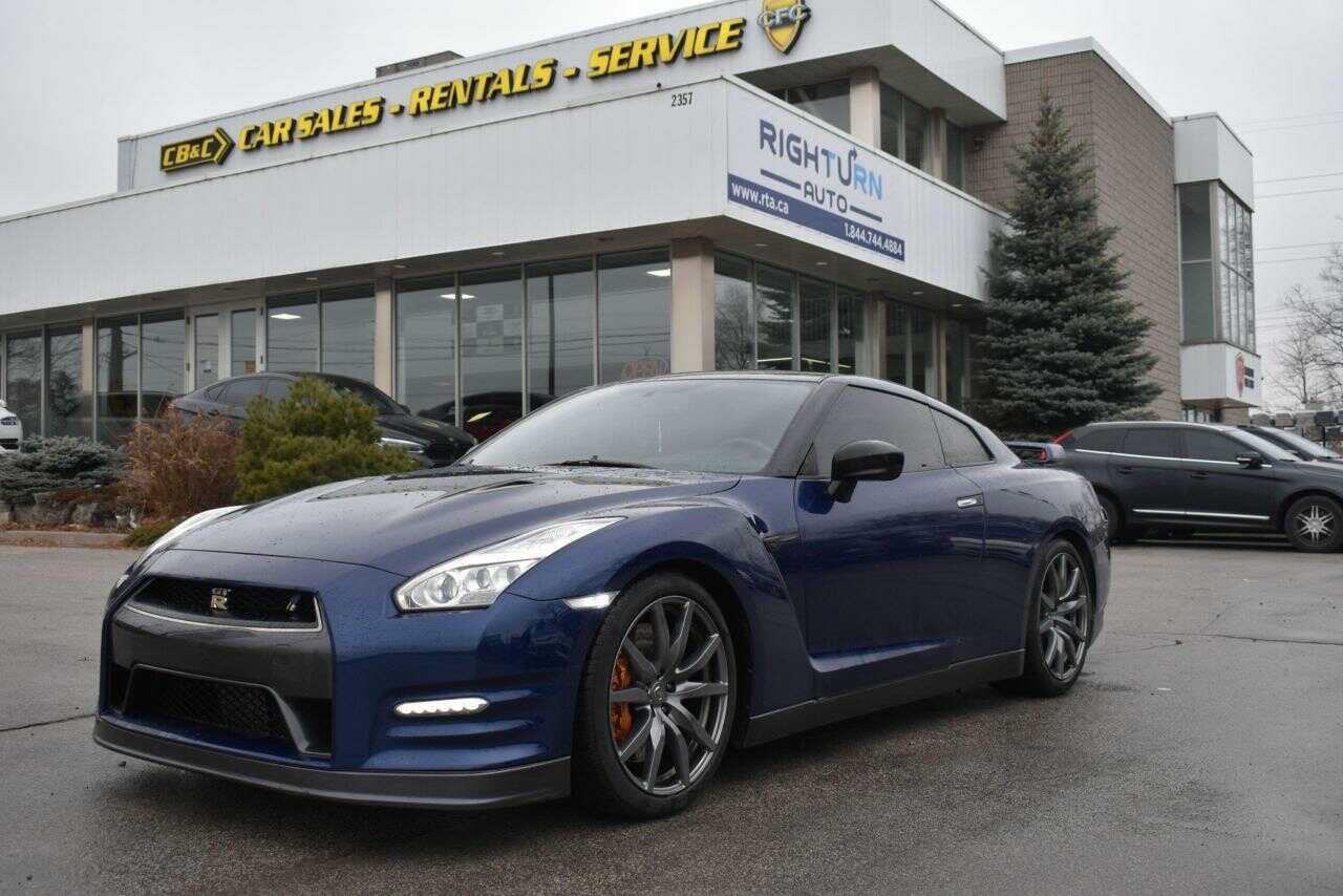 Nissan GT-R