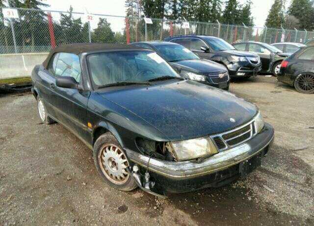 Saab 900