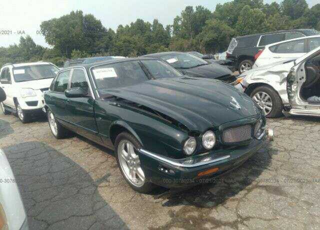 Jaguar XJR