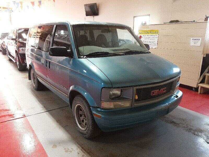 GMC Safari