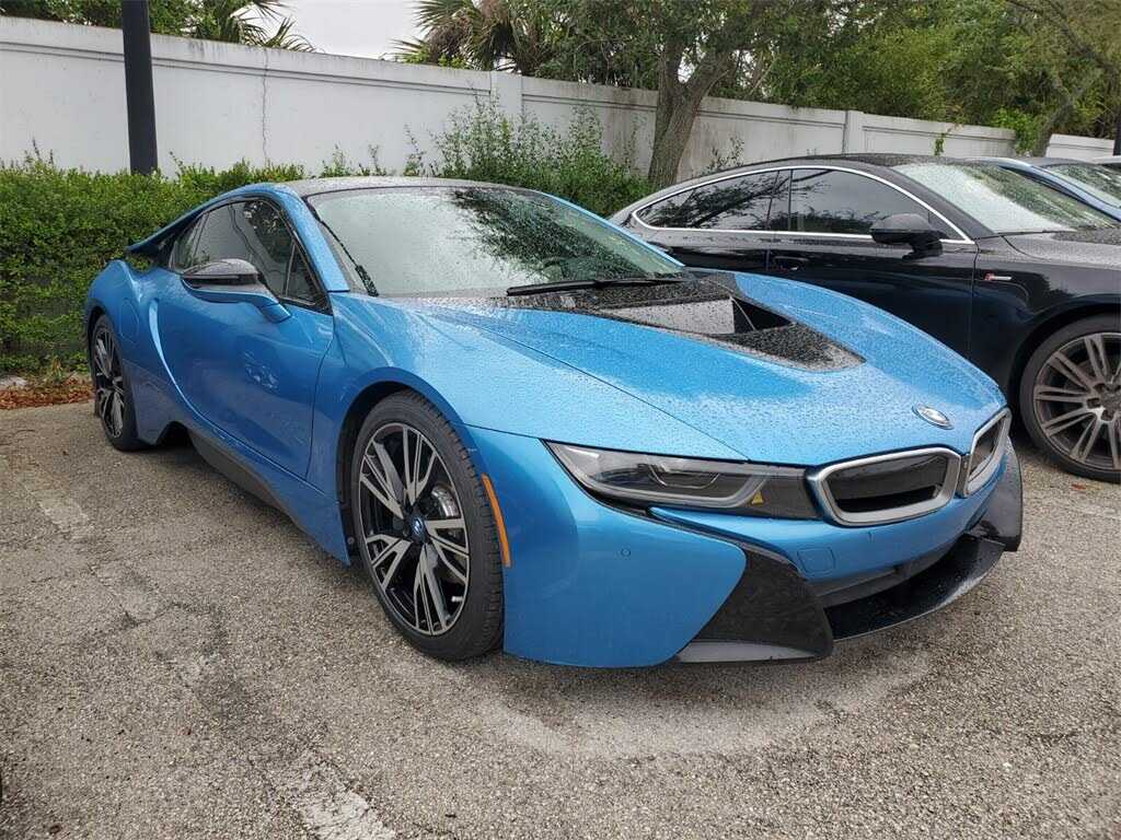 BMW i8