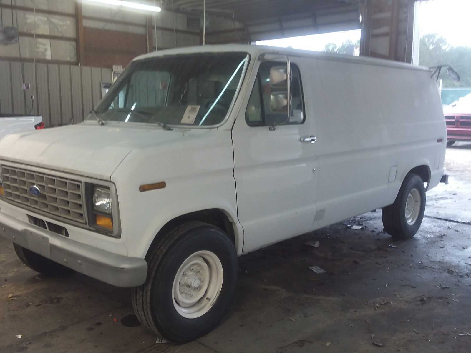 Ford E-250