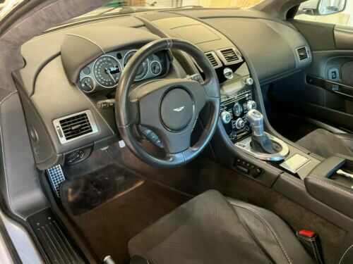 Aston Martin DBS