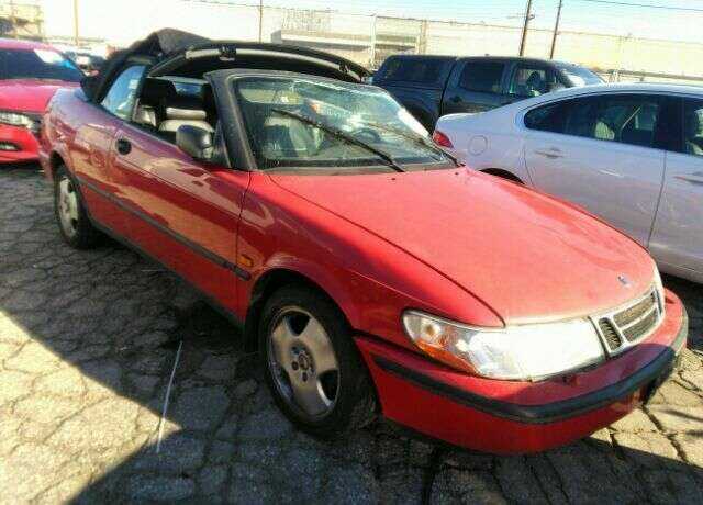 Saab 900